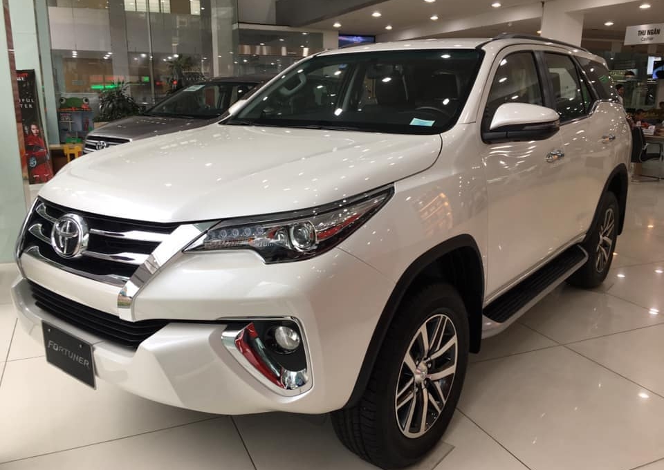 Giá xe Toyota Fortuner giảm “sốc” 120 triệu đồng