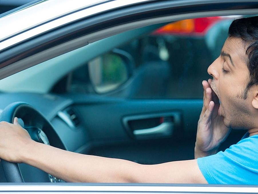 5 cách đơn giản giúp tài xế chống buồn ngủ khi lái xe