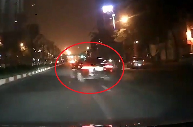 VIDEO: Ô tô drift trên phố Hà Nội như trong phim Fast and Furious