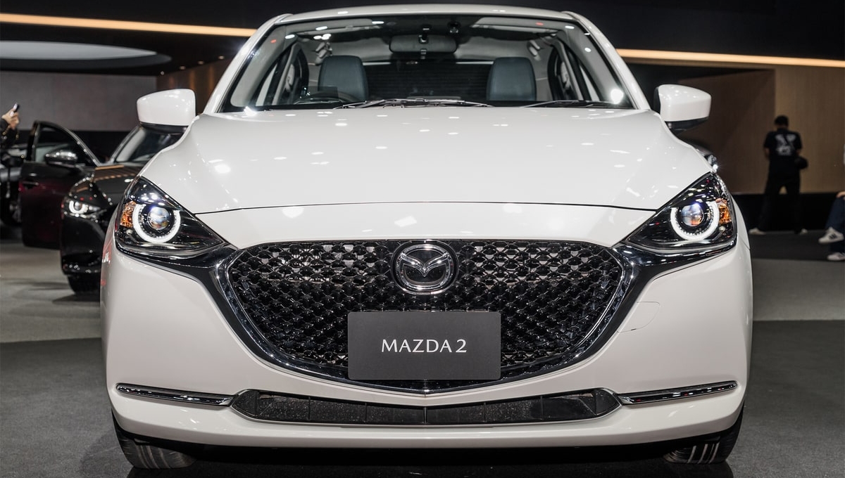 Mazda 2 2020 ra mắt giá từ 570 triệu đồng, cạnh tranh Toyota Vios