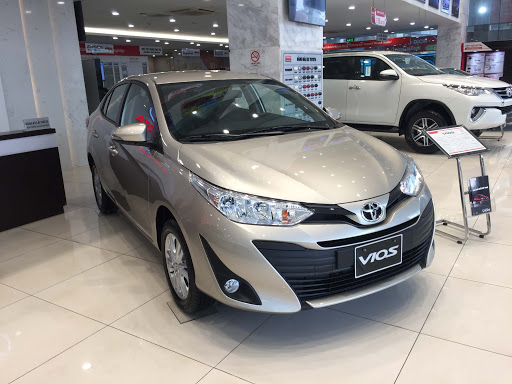 Giá xe Toyota Vios giảm mạnh còn 445 triệu đồng, đấu Hyundai Accent