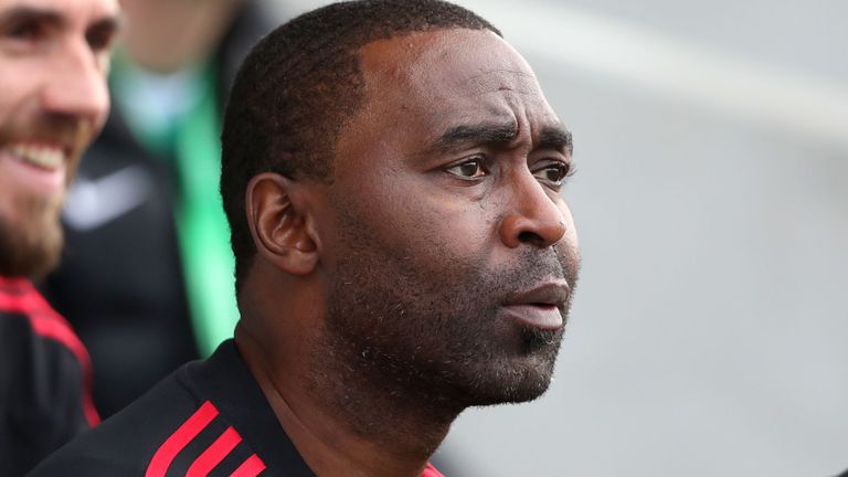 Andy Cole: 'Không vào top 4 thì MU đừng mơ có siêu sao'