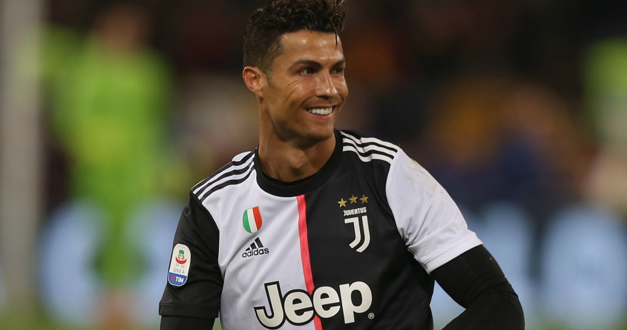Ronaldo: 'Họ chỉ chờ tôi mắc sai lầm để phê phán'