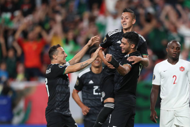 Hạ Canada dễ dàng, Mexico thách thức mọi đối thủ ở Gold Cup