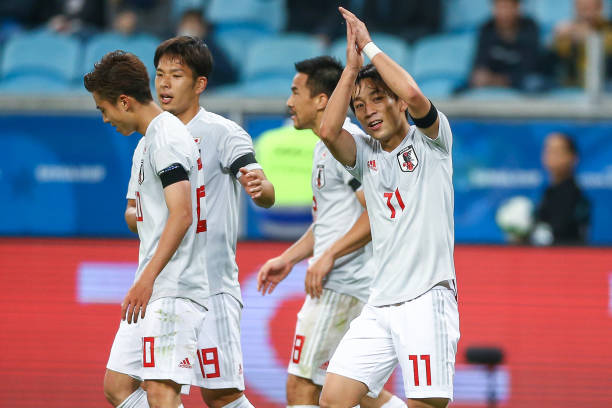 Diễn biến bất ngờ, Uruguay vất vả kiếm 1 điểm trước Nhật Bản