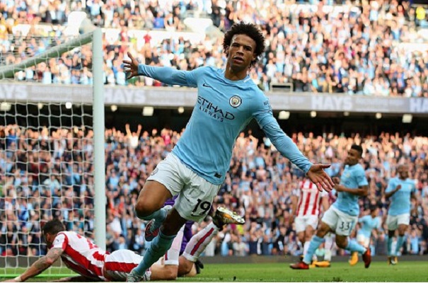 Hàng công bùng nổ Man City hủy diệt Stoke City