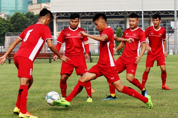 U19 Việt Nam trở lại sân tập, sẵn sàng so tài với Uruguay