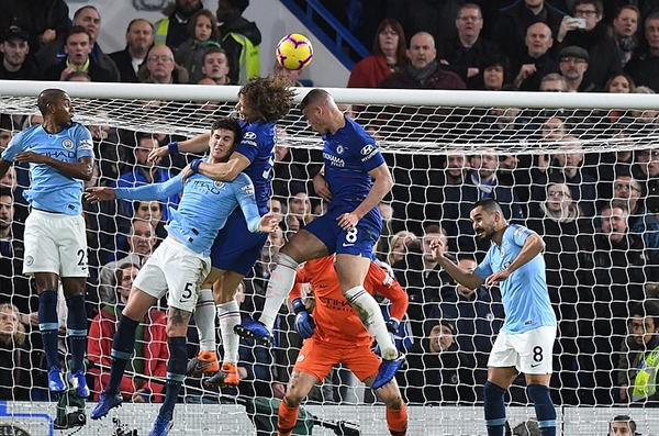 Luiz lập công, Chelsea đánh bại Man City