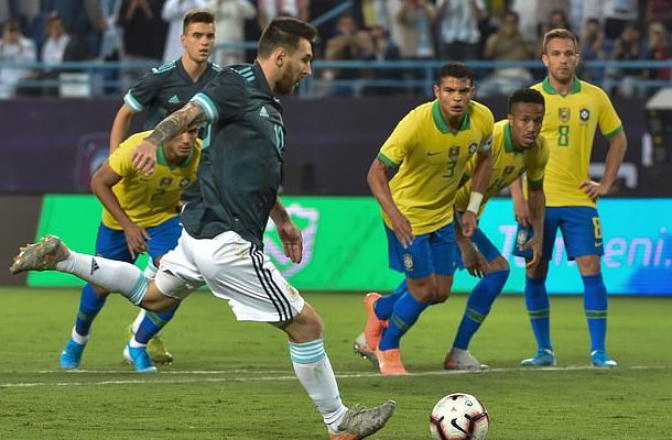 Messi nổ súng, Argentina 'đòi nợ' thành công Brazil