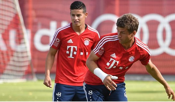 Người cũ Bayern lên tiếng, James Rodriguez dự bị cho Muller?
