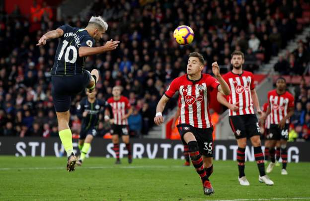 VIDEO: Aguero nổ súng, Man City liên tiếp phá lưới Southampton