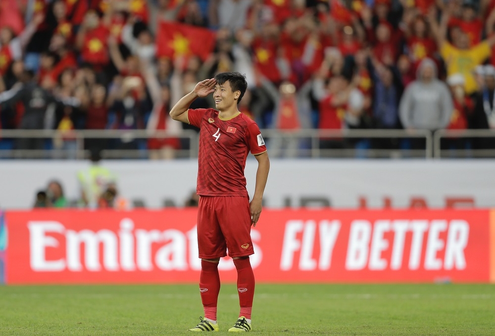 Báo thế giới đã ngả mũ trước bóng đá Việt Nam như thế nào?
