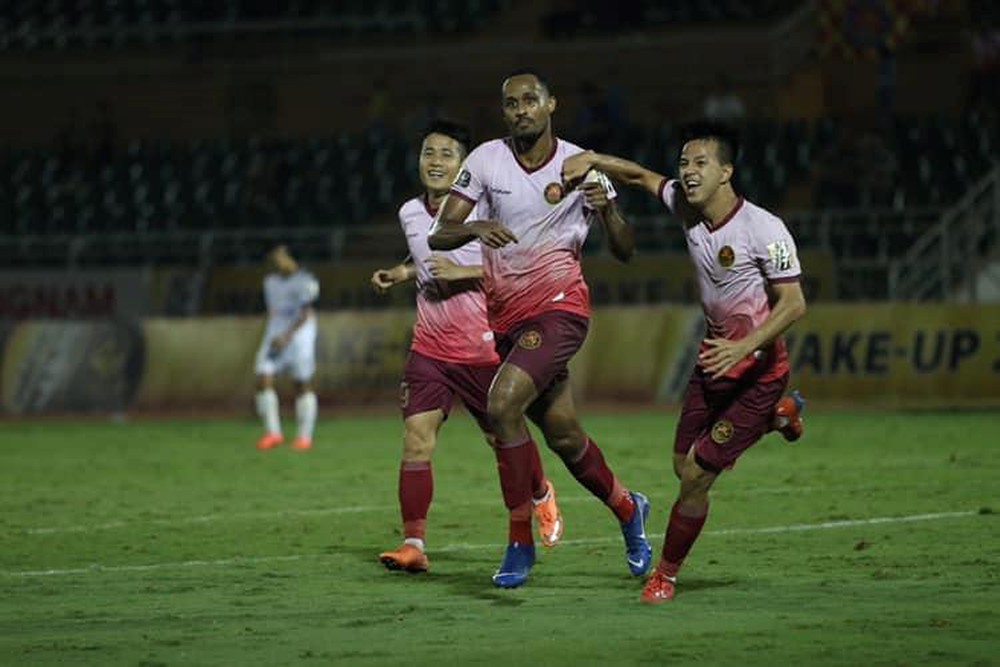 Sài Gòn thắng đậm Nam Định tại vòng cuối V.League