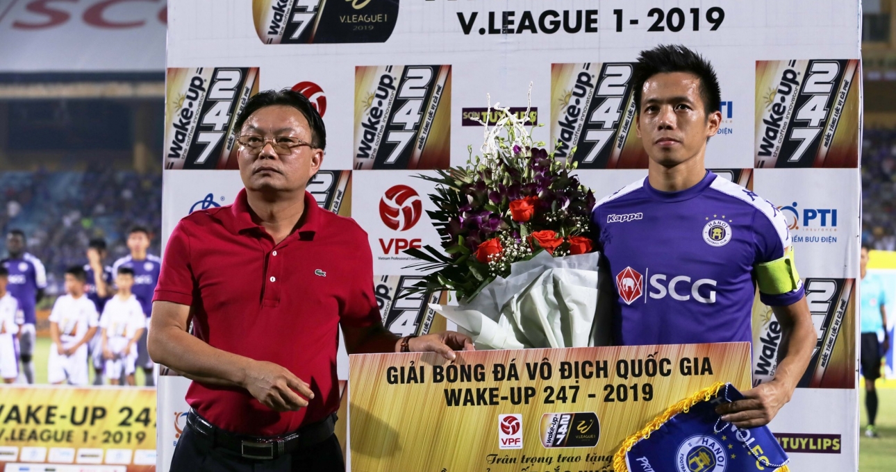 Vì sao Văn Quyết không đoạt Cầu thủ xuất sắc nhất V.League 2019?