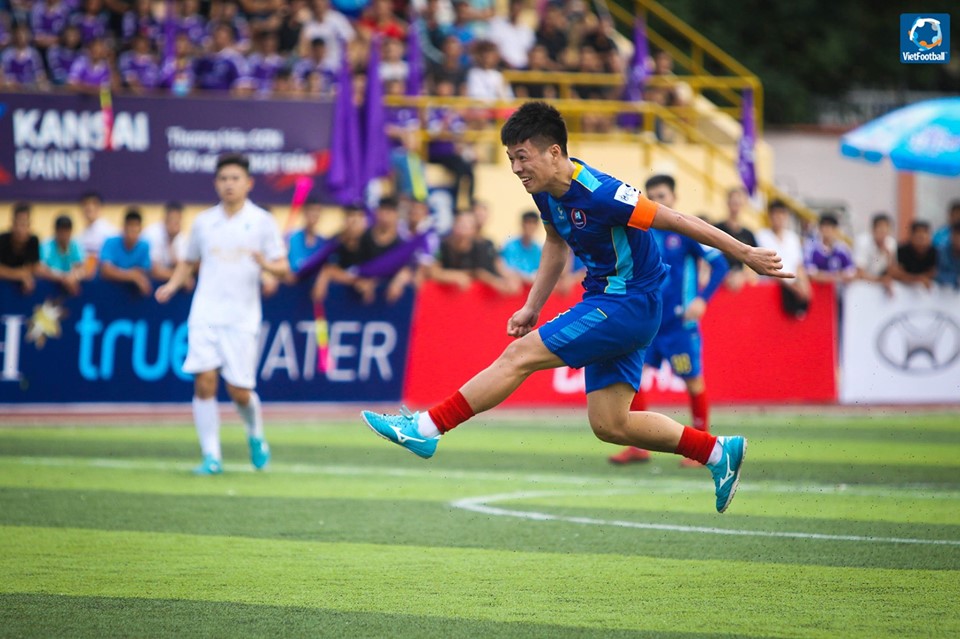 VIDEO: Đã mắt với những siêu phẩm của 'trùm volley' số 1 Việt Nam