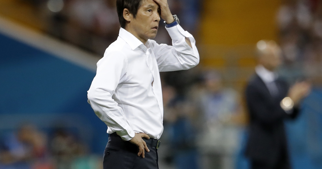HLV Akira Nishino lo lắng về chất lượng và thái độ của cầu thủ Thái Lan