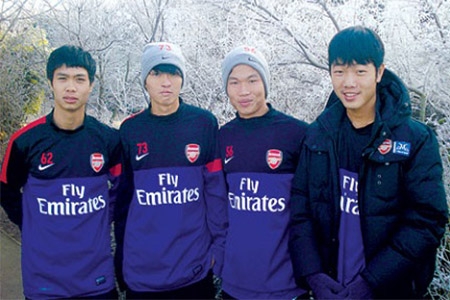 Đông Triều: 'Gặp HLV Arsene Wenger ở tuổi 17 mới thấy thế giới rộng lớn'