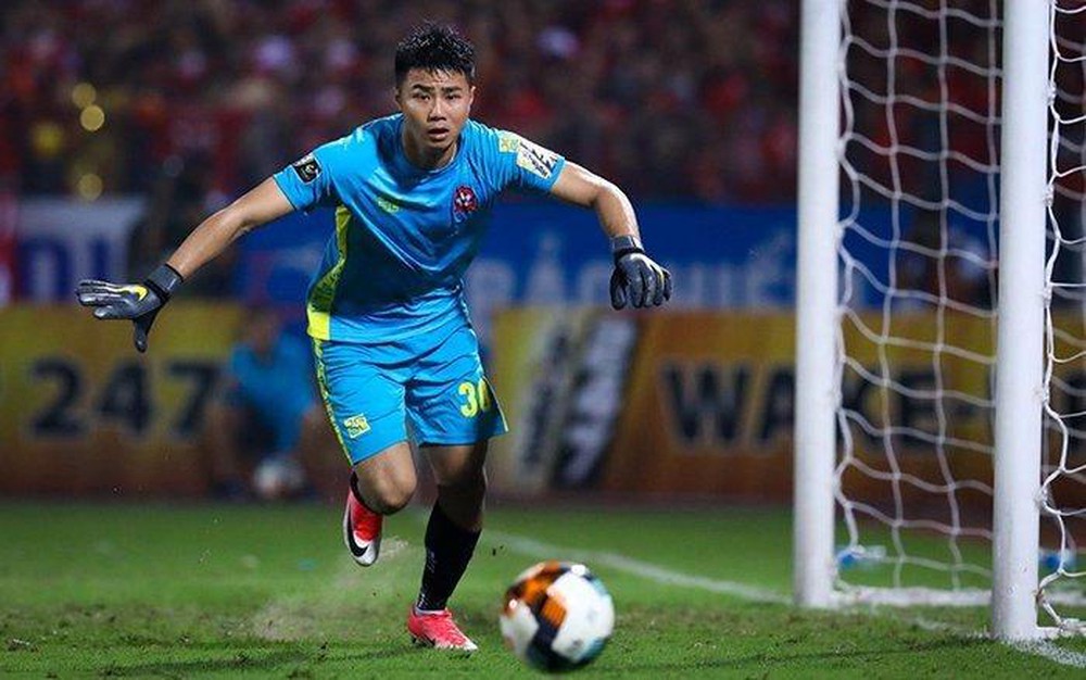 VIDEO: Tuyển thủ U23 Việt Nam nổi giận vì đồng đội mất tập trung phút cuối