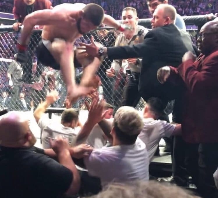 VIDEO: Toàn cảnh vụ ẩu đả tại UFC 229 theo các góc nhìn