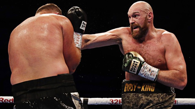 Thời hoàng kim của 'The Gypsy King' Tyson Fury trước trận siêu đấu với Deontay Wilder