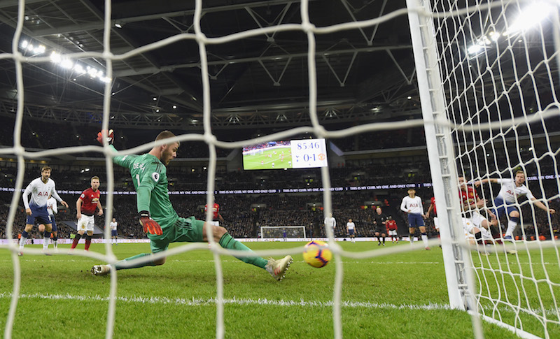 VIDEO: Những pha cứu thua không tưởng của De Gea trước Tottenham