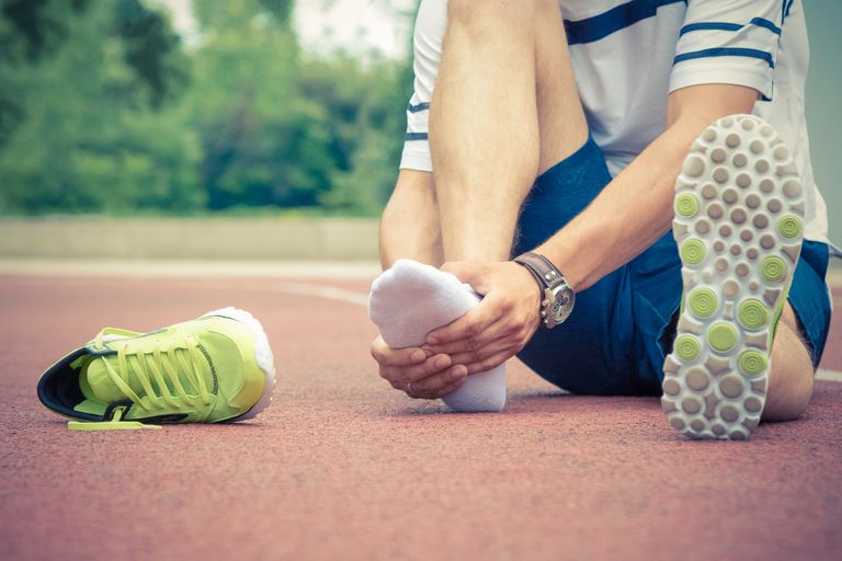 Làm gì để hết 'đau chân' sau khi chạy bộ?