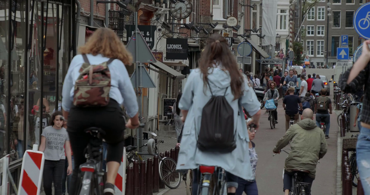 'Kiếm tiền từ việc đi xe đạp' nổi lên ở Châu ÂU