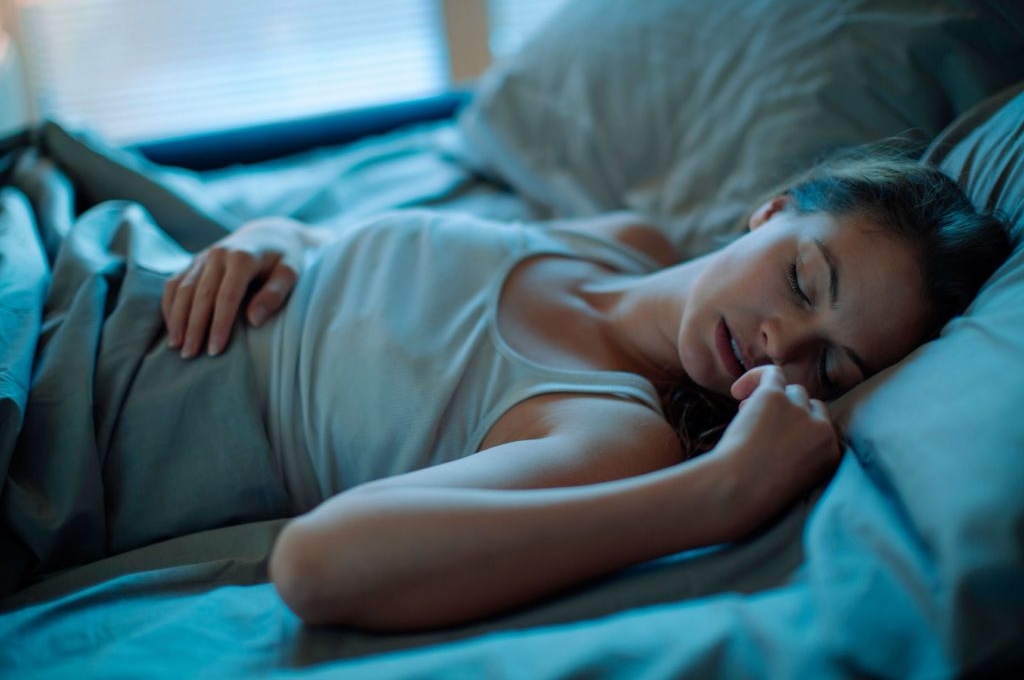 7 lý do tại sao bạn nên ngủ nghiêng 'bên trái'?