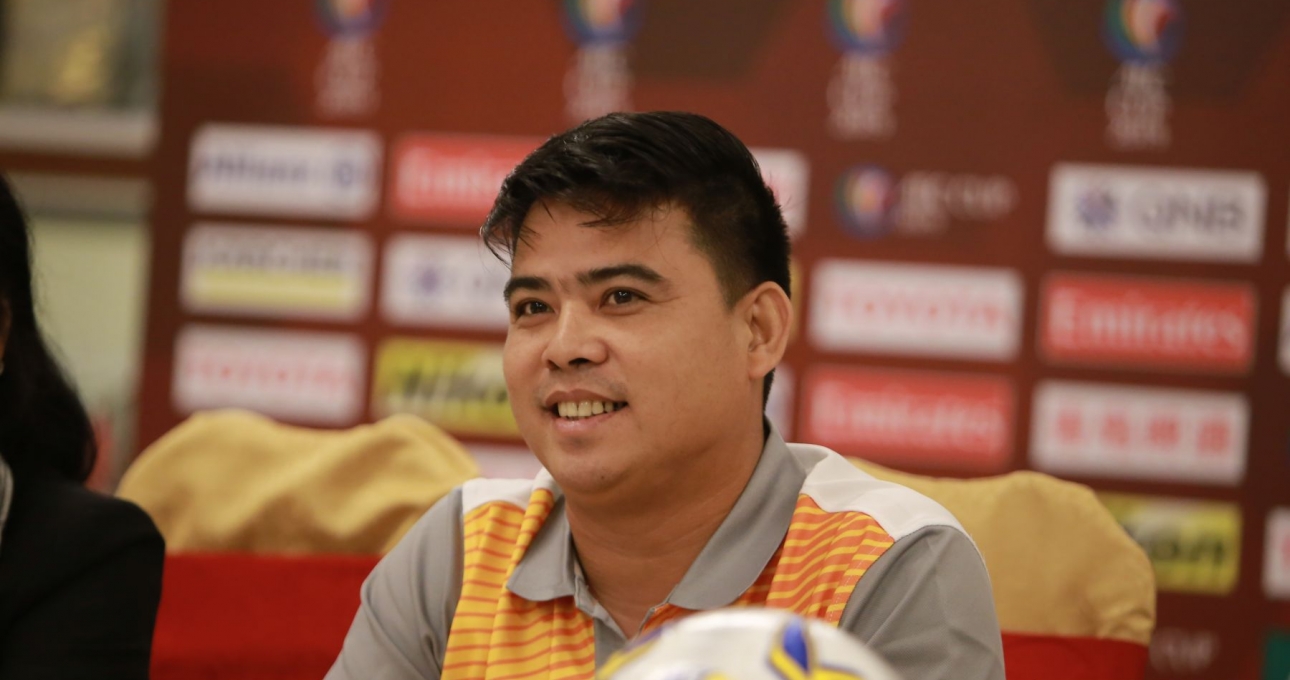 HLV Myanmar: 'Tôi ấn tượng đặc biệt với hai cầu thủ của Hà Nội'