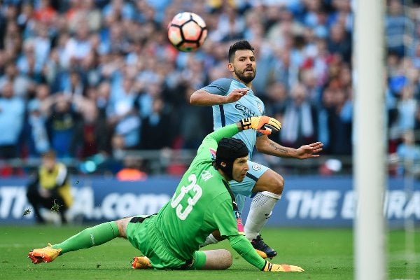 Aguero mở tỷ số cho Man City sau pha phản công thần tốc