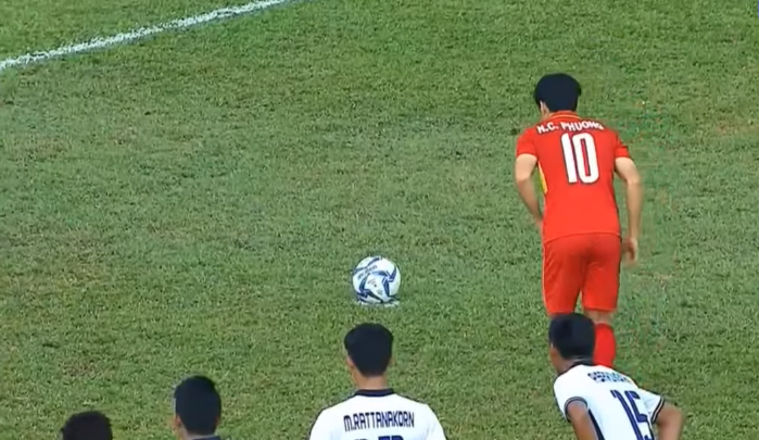 VIDEO: Công Phượng hỏng pen đáng tiếc vs U22 Thái Lan