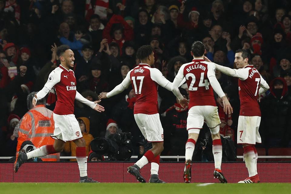 Highlights: Arsenal 5-1 Everton (Vòng 26 Ngoại hạng Anh)