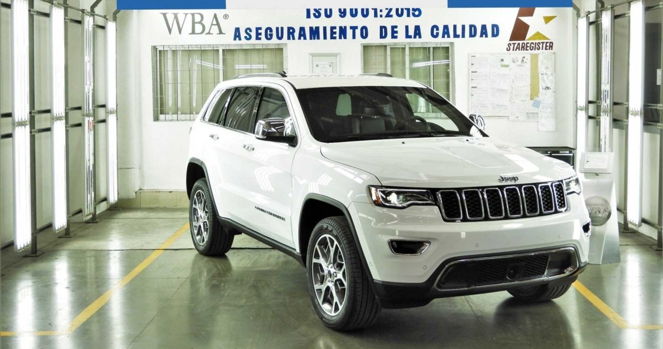 Jeep Grand Cherokee bọc thép, có thể chống chịu hầu hết súng ngắn