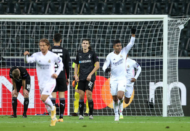 Video bàn thắng Monchengladbach 2-2 Real Madrid: Thoát hiểm phút cuối