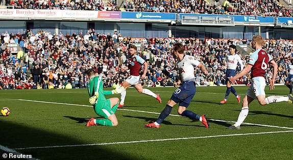 Kane ghi bàn, Tottenham vẫn phải nhận thất bại trước Burnley