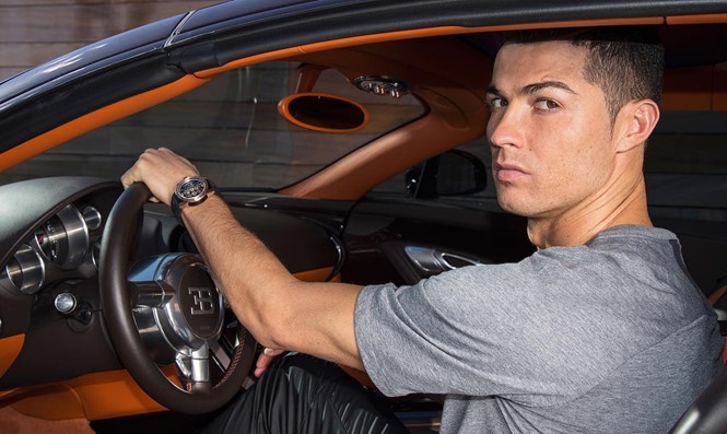 Bạo chi hơn 400 tỷ đồng, Ronaldo sở hữu chiếc siêu xe đắt nhất thế giới
