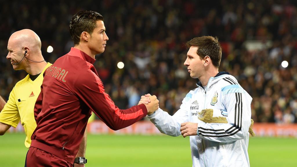 Ronaldo: 'Khoác áo đội tuyển quốc gia là một vinh dự lớn nhất'
