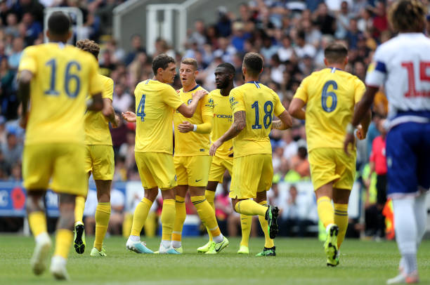 Chelsea lội ngược dòng ngoạn mục trong trận đấu có 7 bàn thắng