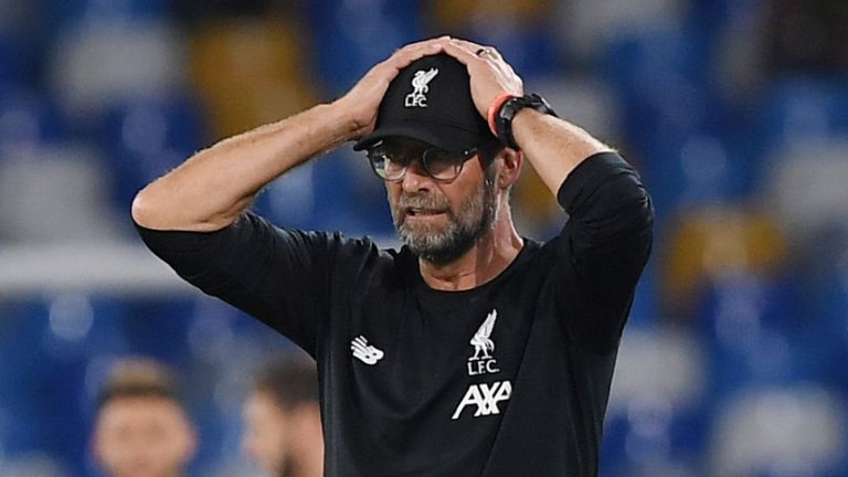 HLV Klopp chỉ trích trọng tài sau trận thua thảm bại của Liverpool