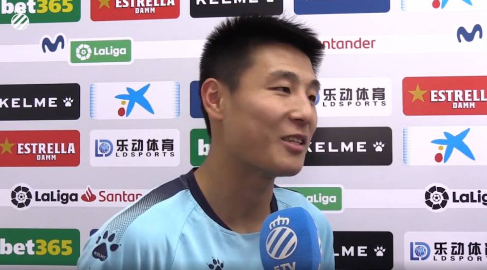 'Ronaldo Trung Quốc' nói gì sau bàn thắng vào lưới Barca?