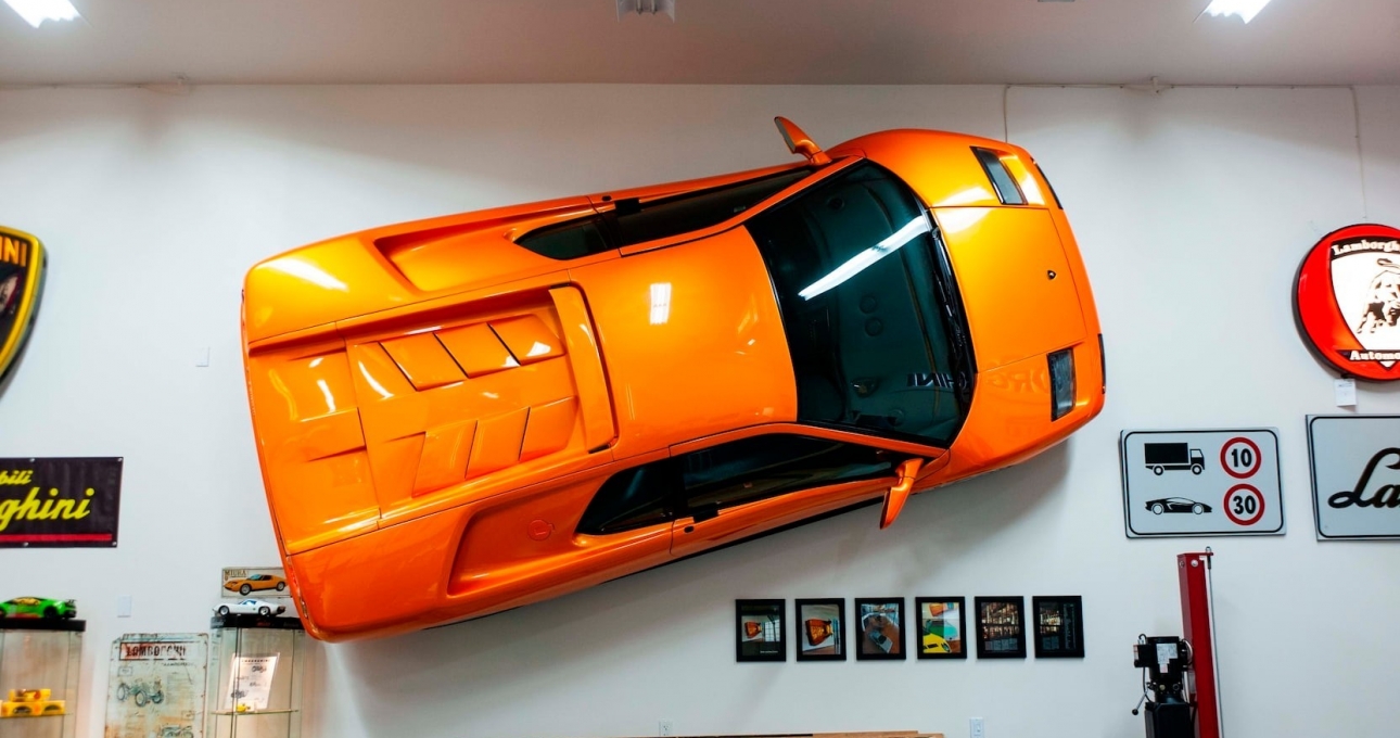 Cận cảnh tuyệt phẩm Lamborghini treo tường đang được rao bán