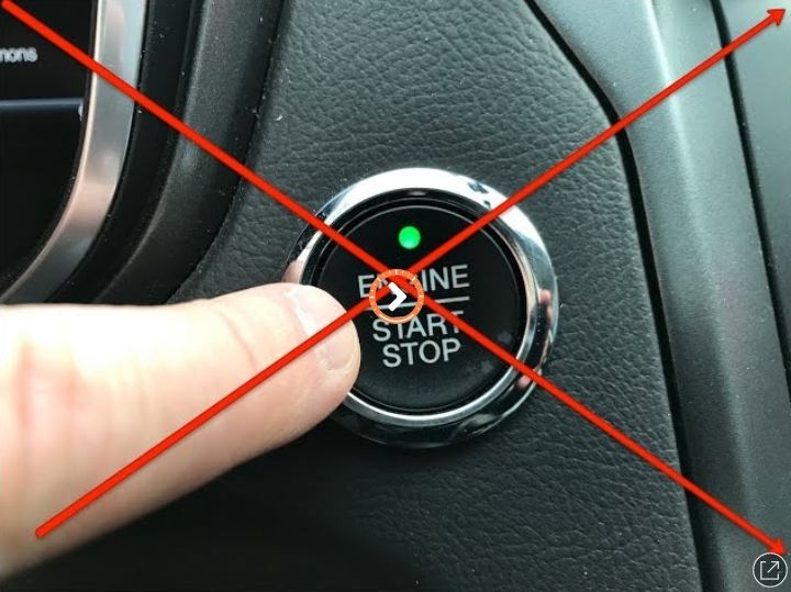 Điều gì xảy ra nếu ấn nút khởi động khi ô tô đang chạy?