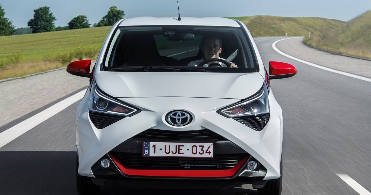 Toyota Aygo 2021 nhập về Việt Nam, xe cỡ nhỏ giá đắt ngang SUV