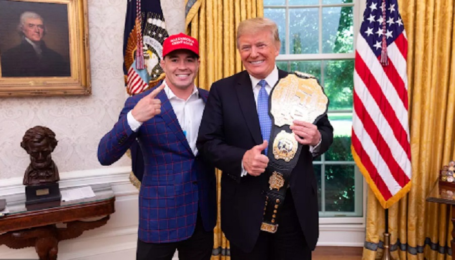 Colby Covington tặng đai vô địch UFC 'dỏm' cho Donald Trump?