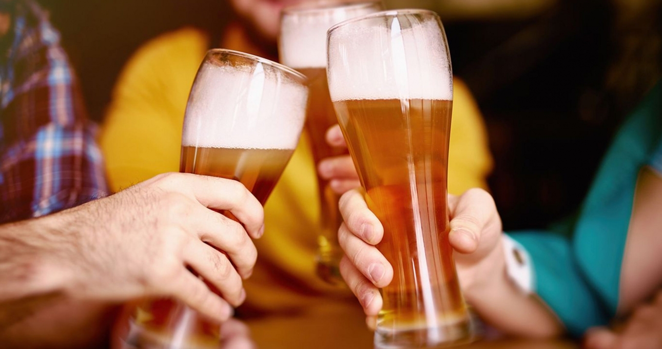 5 mẹo uống rượu bia ít gây hại cho sức khỏe