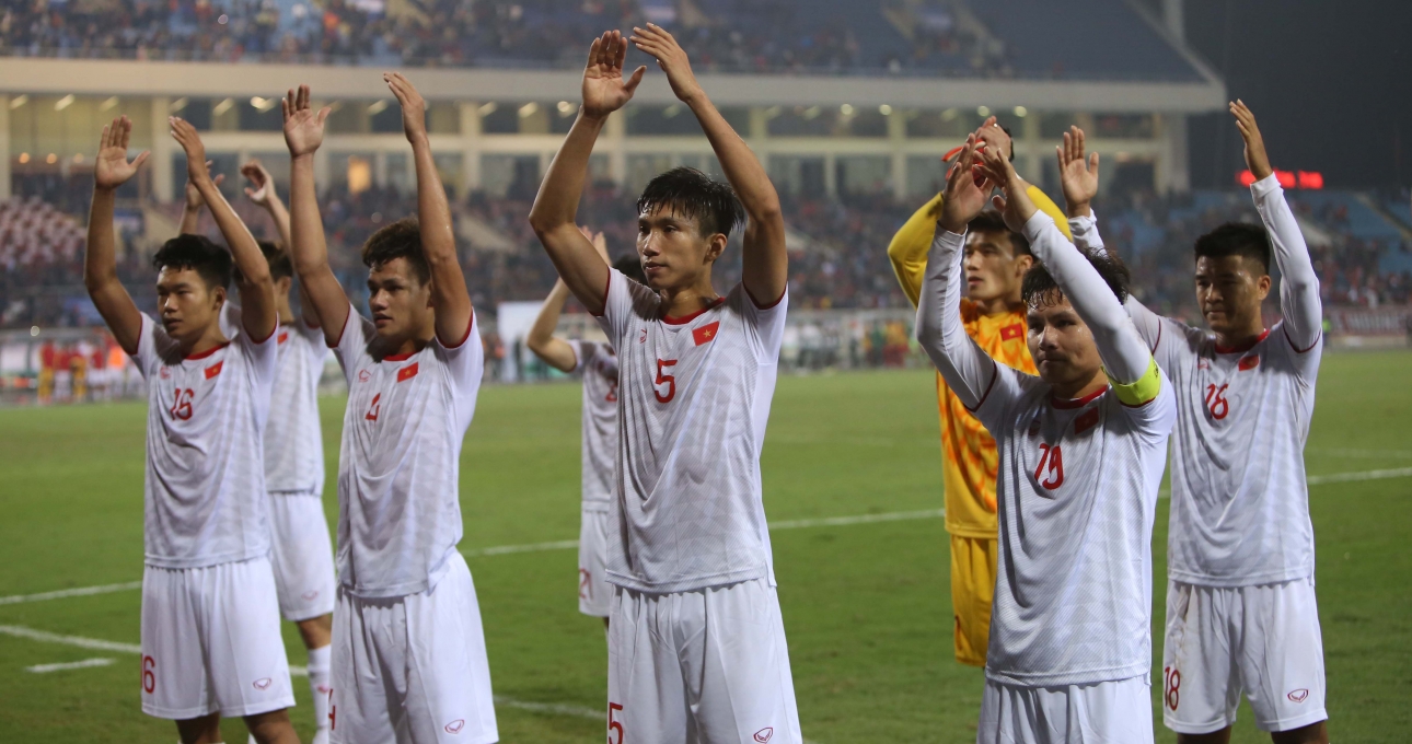 ĐT Việt Nam ra sân với áo đấu may mắn đối đầu Indonesia
