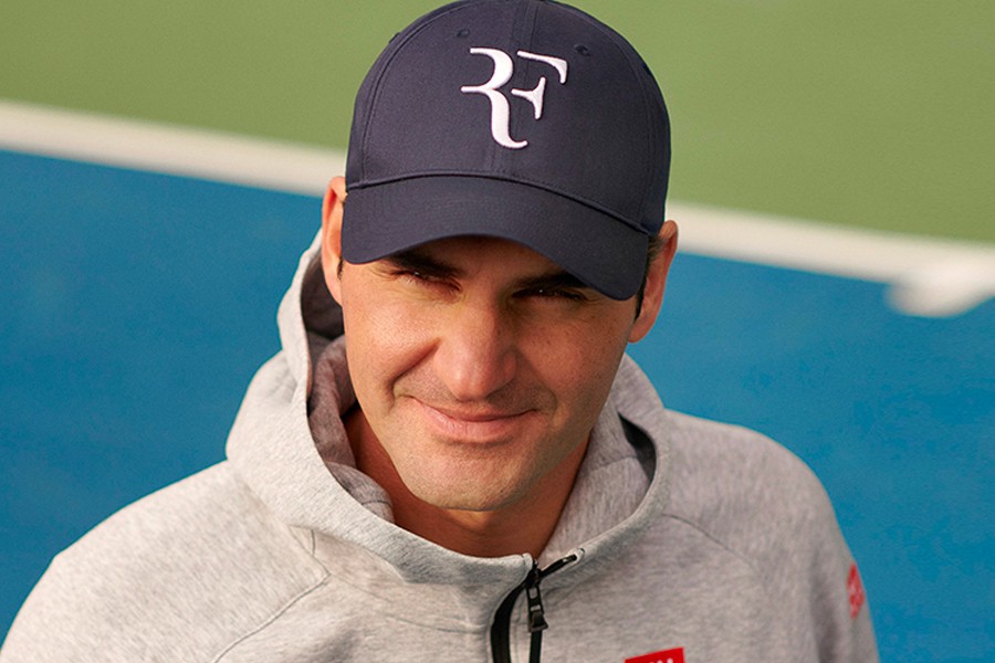 UNIQLO lần đầu ra mắt mũ mang logo RF của Roger Federer