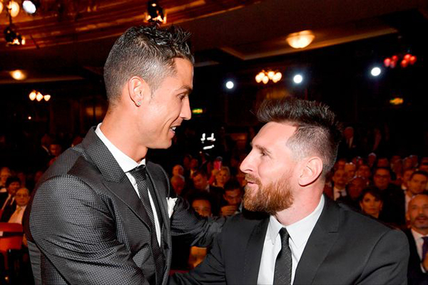 Ronaldo và Messi 'xấu tính': Khi không ai chịu làm nền cho kẻ khác
