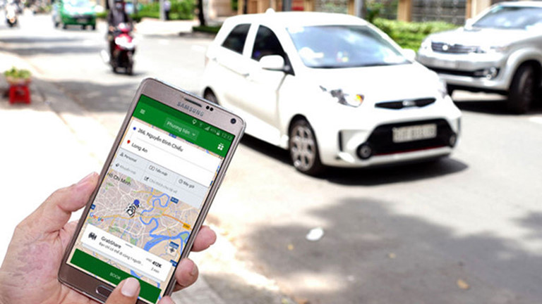 Quy định mới về taxi công nghệ và 'khoản lợi' cho khách hàng