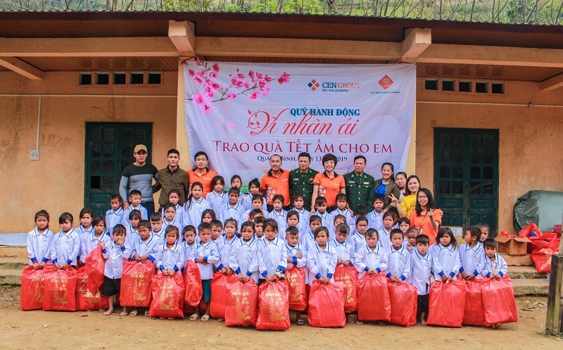 Swing for the children’s Tet 2019: Tết ấm cho em